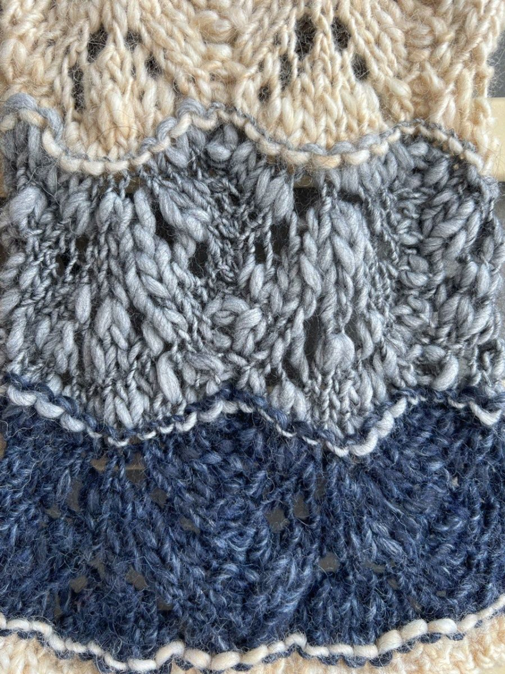 Трикотажная пряжа для вязания MORELINO толстая шишибрики