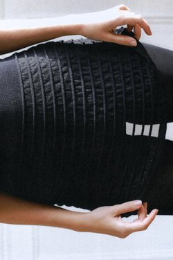 ZARA КОМБИНИРОВАННЫЙ ТРИКОТАЖНЫЙ ТОП С ГОРЛОВИНОЙ ХАЛТЕР, ЧЕРНЫЙ