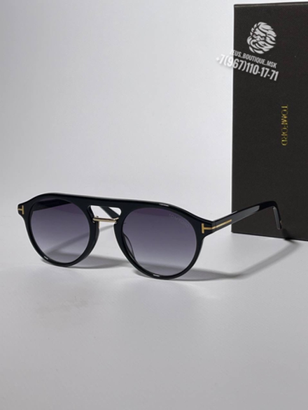 Солнцезащитные очки Tom Ford