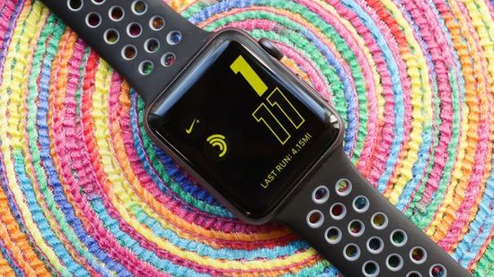 Умные часы Apple Watch Nike+ 38мм из алюминия цвета «серый космос», спортивный ремешок Nike MNYX2