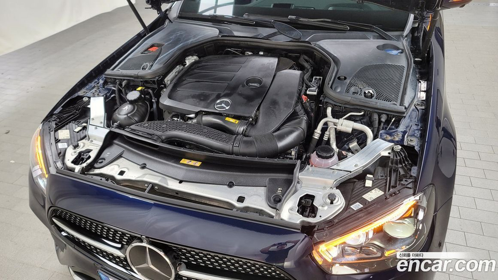 Mercedes-Benz E-Class W213 E350 4MATIC AMG Line (11.2020)