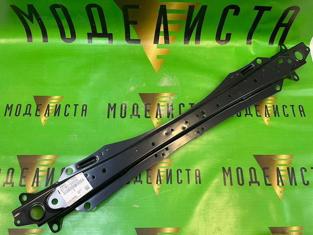 Планка Телевизора TOYOTA 5716260030