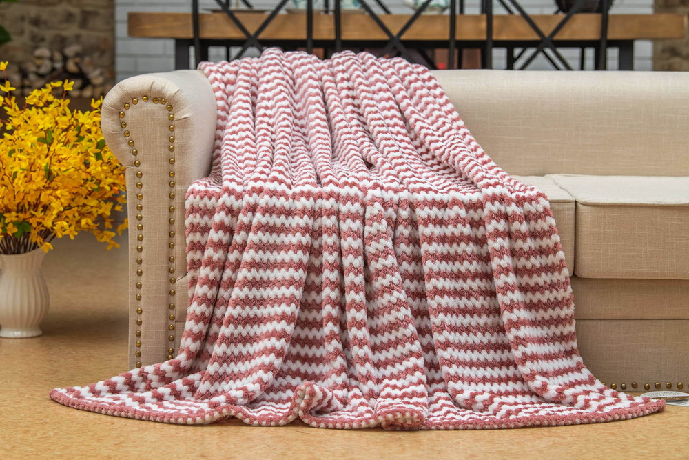 Плед 220х240 Sofi De MarkO Гринда пудра