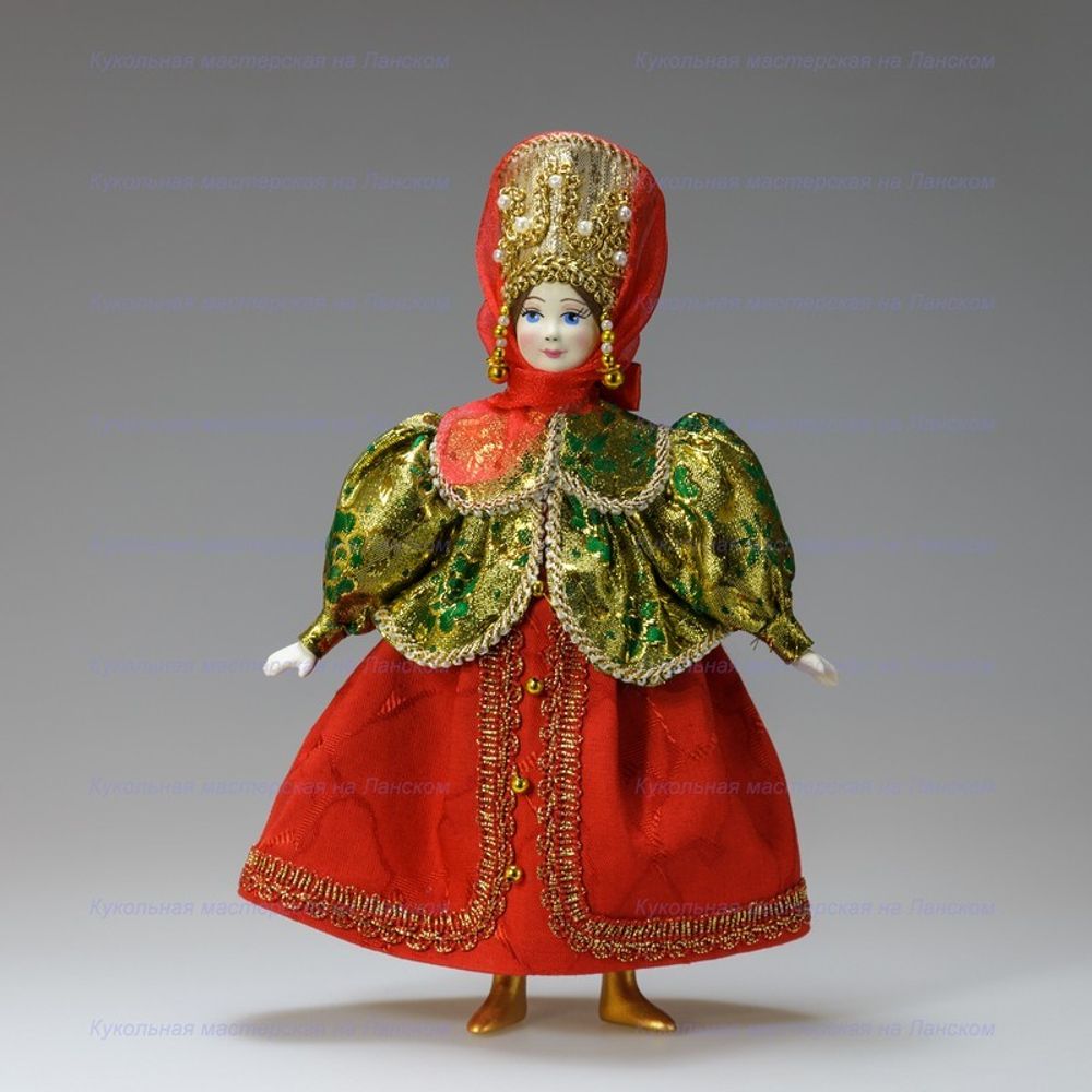 Кукла в русском костюме Марфа