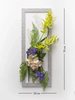 Настенная композиция с цветами в раме 70*32 см