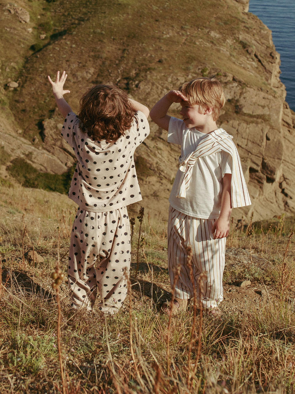 Брюки оверсайз Mjölk Moon Phases