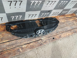 Решетка радиатора Hyundai ix35 (LM) 10-15 Б/У Оригинал 863512Y000