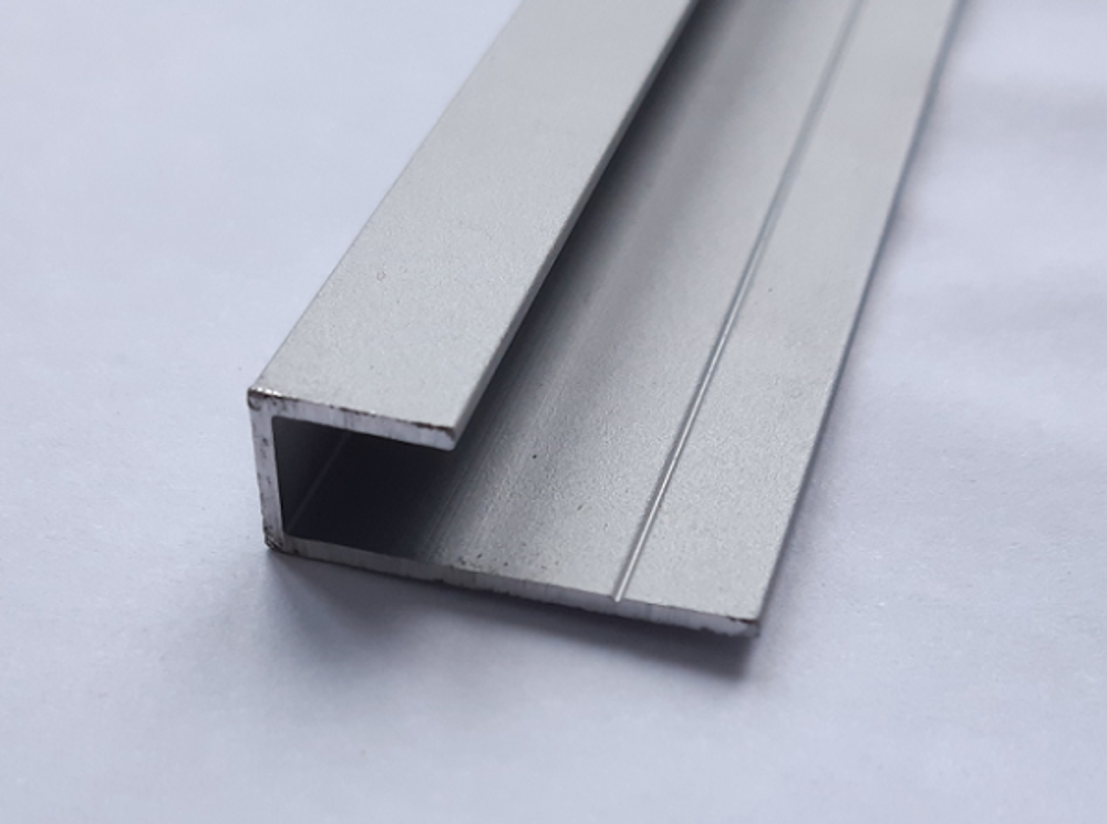 Алюминиевый С-образный профиль для малых толщин мат. серебро UN