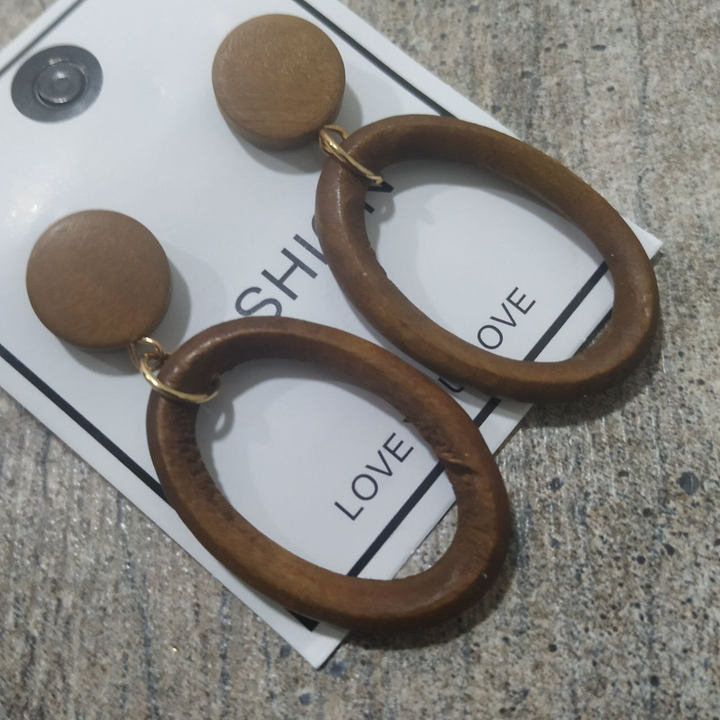 Серьги-гвоздики круг с подвеской овал дерево цвет коричневый