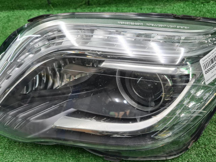 Битая Фара левая Mercedes GLK x204 (12-15) ксенон