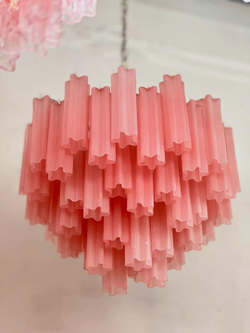 Люстра из стеклянных туб в оттенке rosa opaco