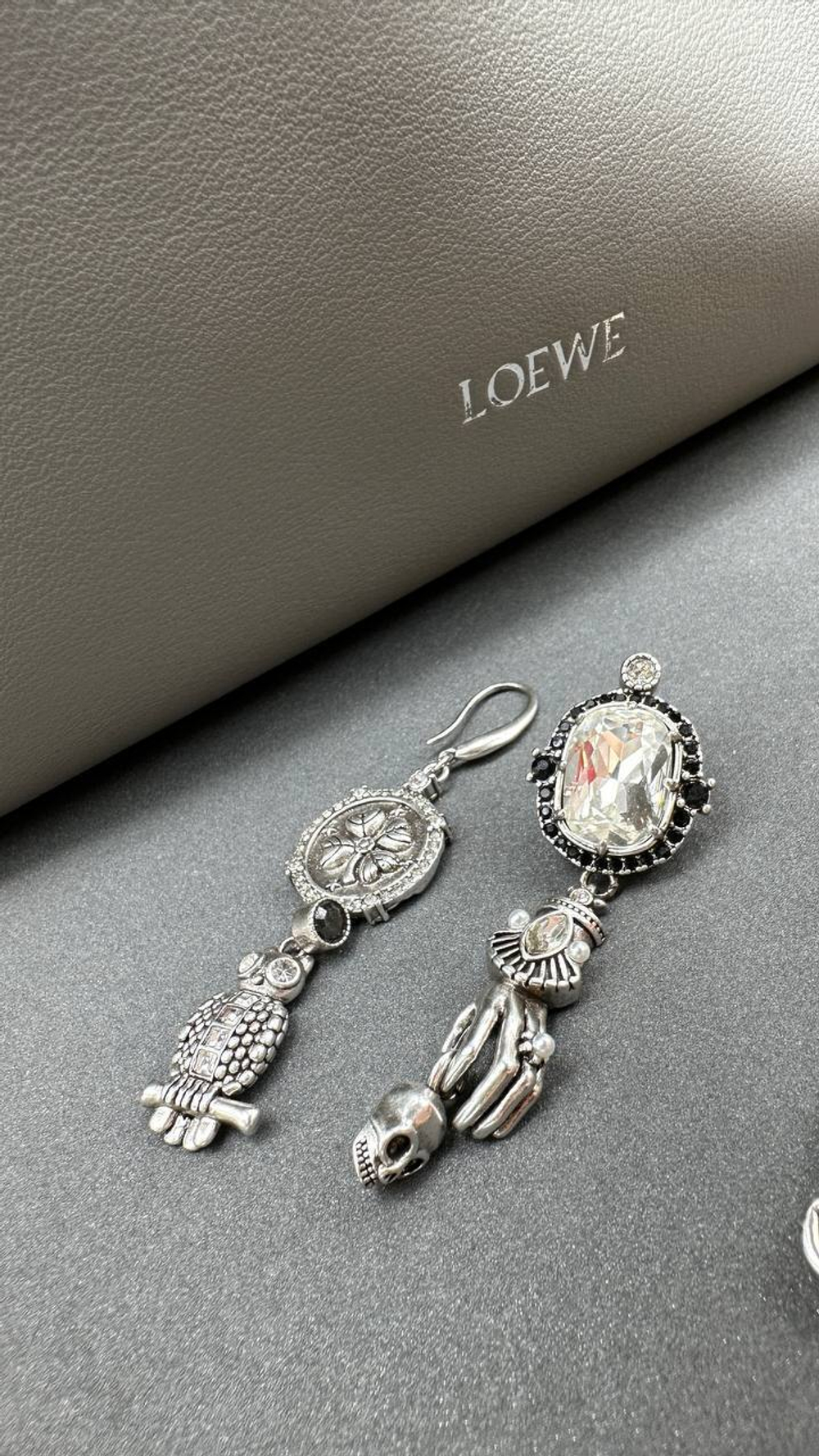 Серьги Alexander McQueen