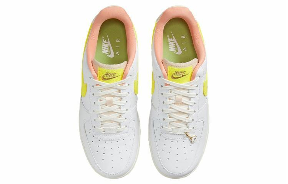 Кроссовки Nike Air Force 1 Low "Mama" (Женская размерная сетка)