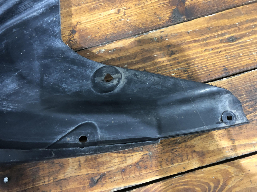 Брызговик задний правый Land Cruiser Prado 150 Б/У Оригинал 7662560210