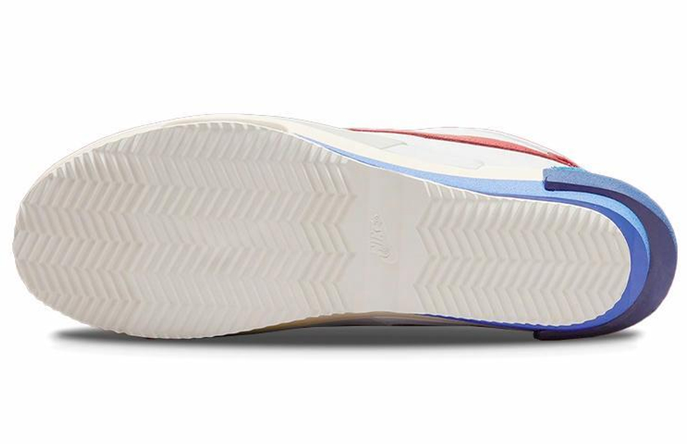 Кроссовки Sacai X Nike Cortez Sp "White And University Red"