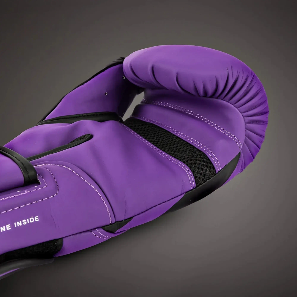 Боксёрские перчатки Venum Challenger 4.0 dark purple