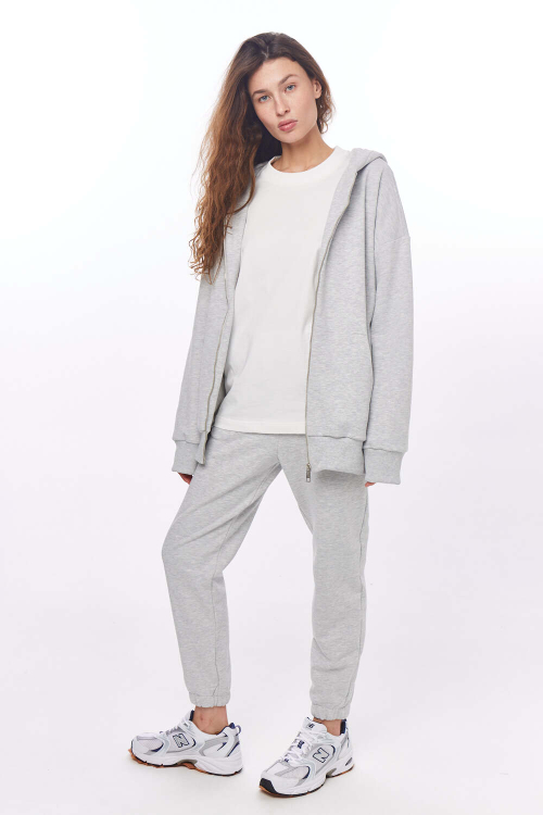 Носки с логотипом, молоко