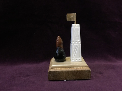 Нефтяная вышка с каплей нефти