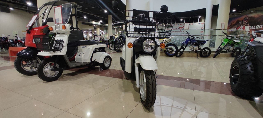 Скутер Honda Benly