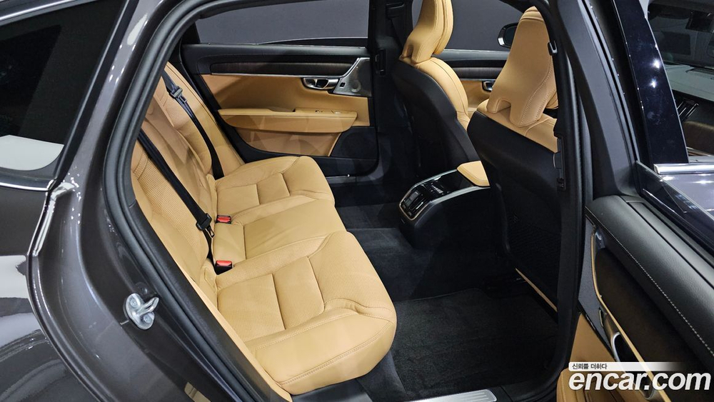 Volvo S90 B5 Ultimate Bright (03.2023)