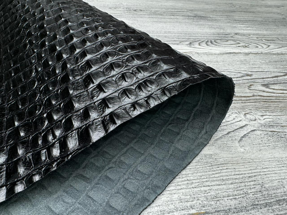 Crocco Back Black (0,9-1,1 мм), цв.черный, натуральная кожа