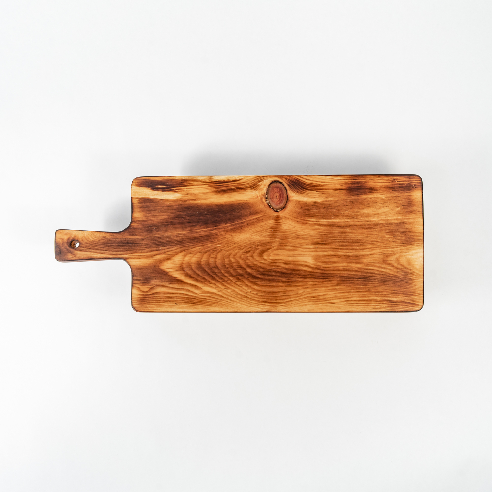 Деревянная сервировочная  доска для подачи блюд и закусок из древесины кедра. Art of Siberia. RD11