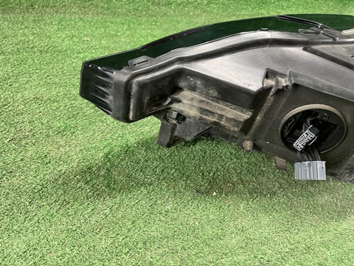 Фара правая Volvo XC60 2 (2017-2021) Full LED