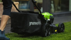 Газонокосилка Greenworks GD40LM46SPK4