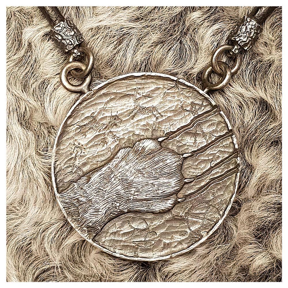 Серебряная монета-амулет «Рысь»