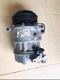 Компрессор кондиционера Land Rover Discovery 3/4, Range Rover Evoque, Freelander 2, Jaguar XF/XJ/XE