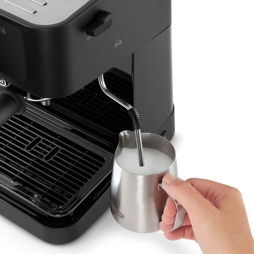 Кофеварка рожковая DeLonghi EC230.BK (q)