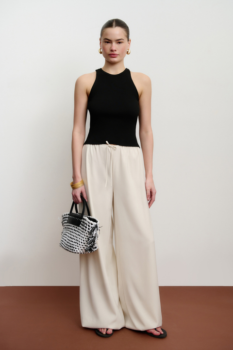 Брюки прямые на кулиске из костюмной ткани