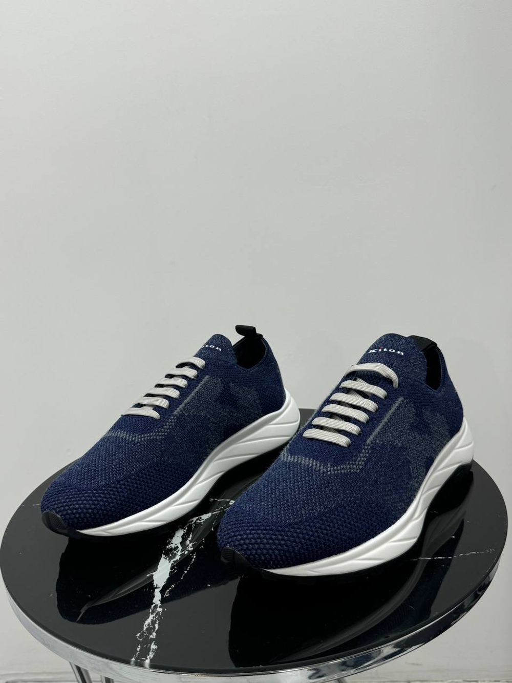 Кроссовки Kiton