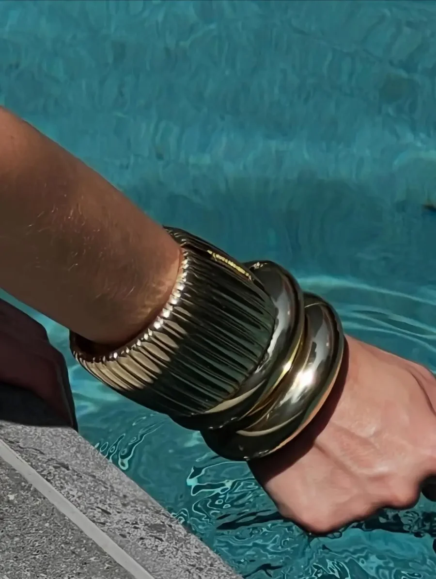 Браслет под золото ребристый