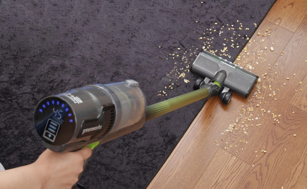 Пылесос аккумуляторный GREENWORKS 4701407UB вертикальный