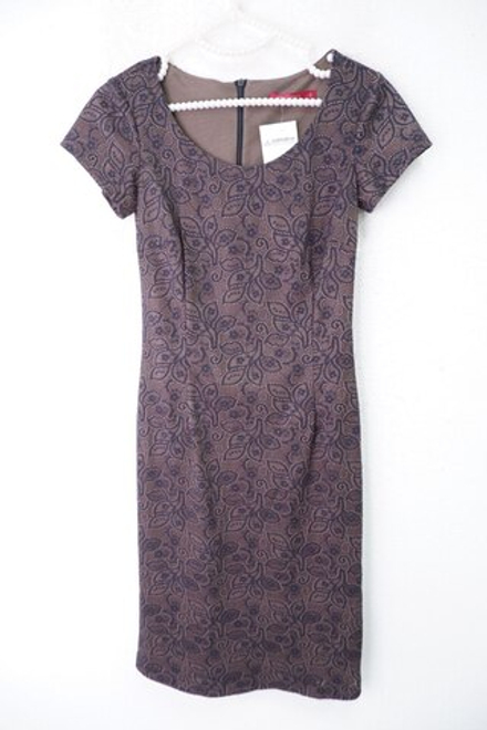 Платье Zarina с коротким рукавом 42 размер