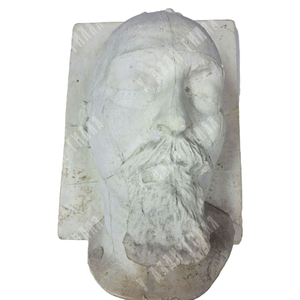 Посмертная маска Ф. Э. Дзержинского. Копия маски, снятой С. Д. Меркуловым. Гипс. 1920-е