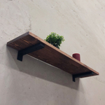 Настенные полки из натурального дерева в стиле Лофт