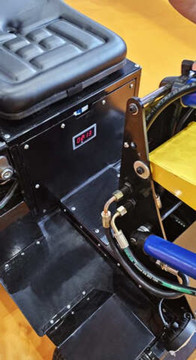 Детский аттракцион «Погрузчик»