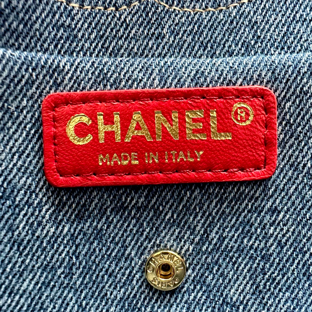 Chanel Mini Classic Handbag 20 cm