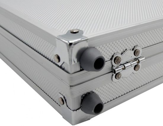 Фабрика Покера: Набор из 300 фишек для покера с номиналом