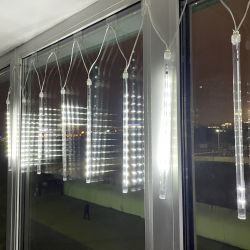 ENOS-02H ЭРА Гирлянда LED Сосульки 2,1м холодный свет, 7V, IP44 | Гирлянды