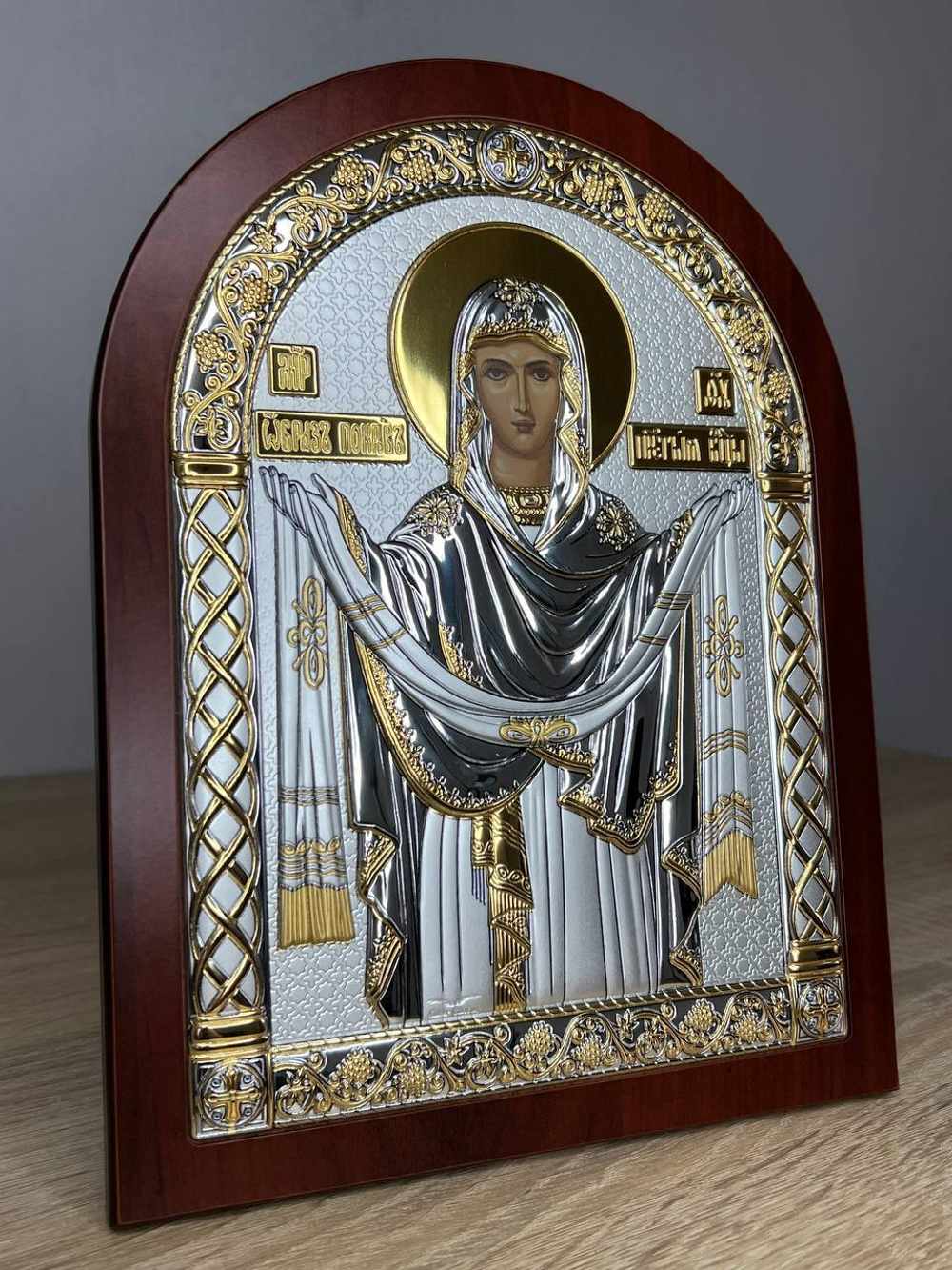 Покрова БМ, икона арочная, красное дерево 175х225