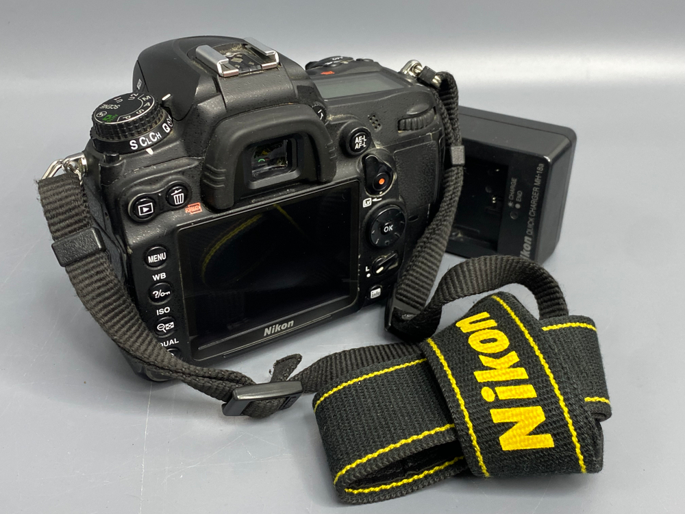 Nikon D7000 70.000 кадров