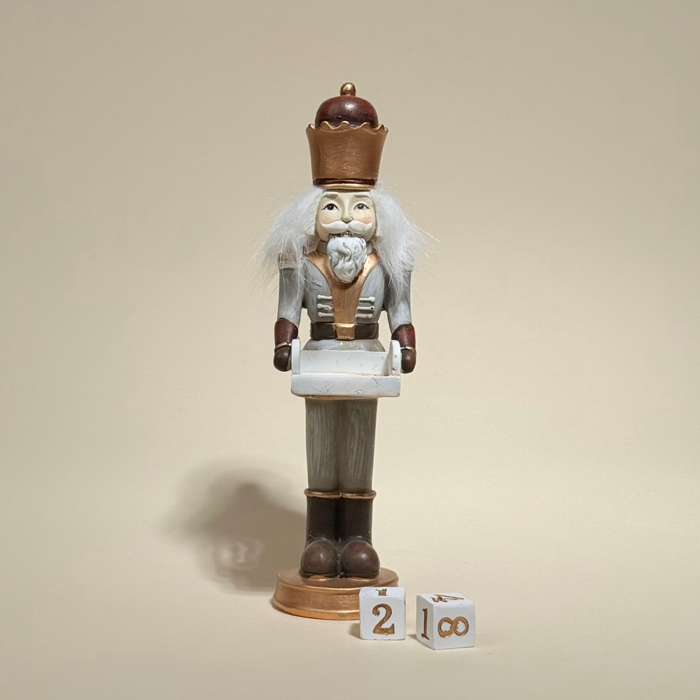 Декор Календарь-Щелкунчик