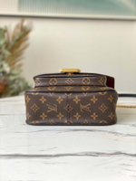Louis Vuitton Passy