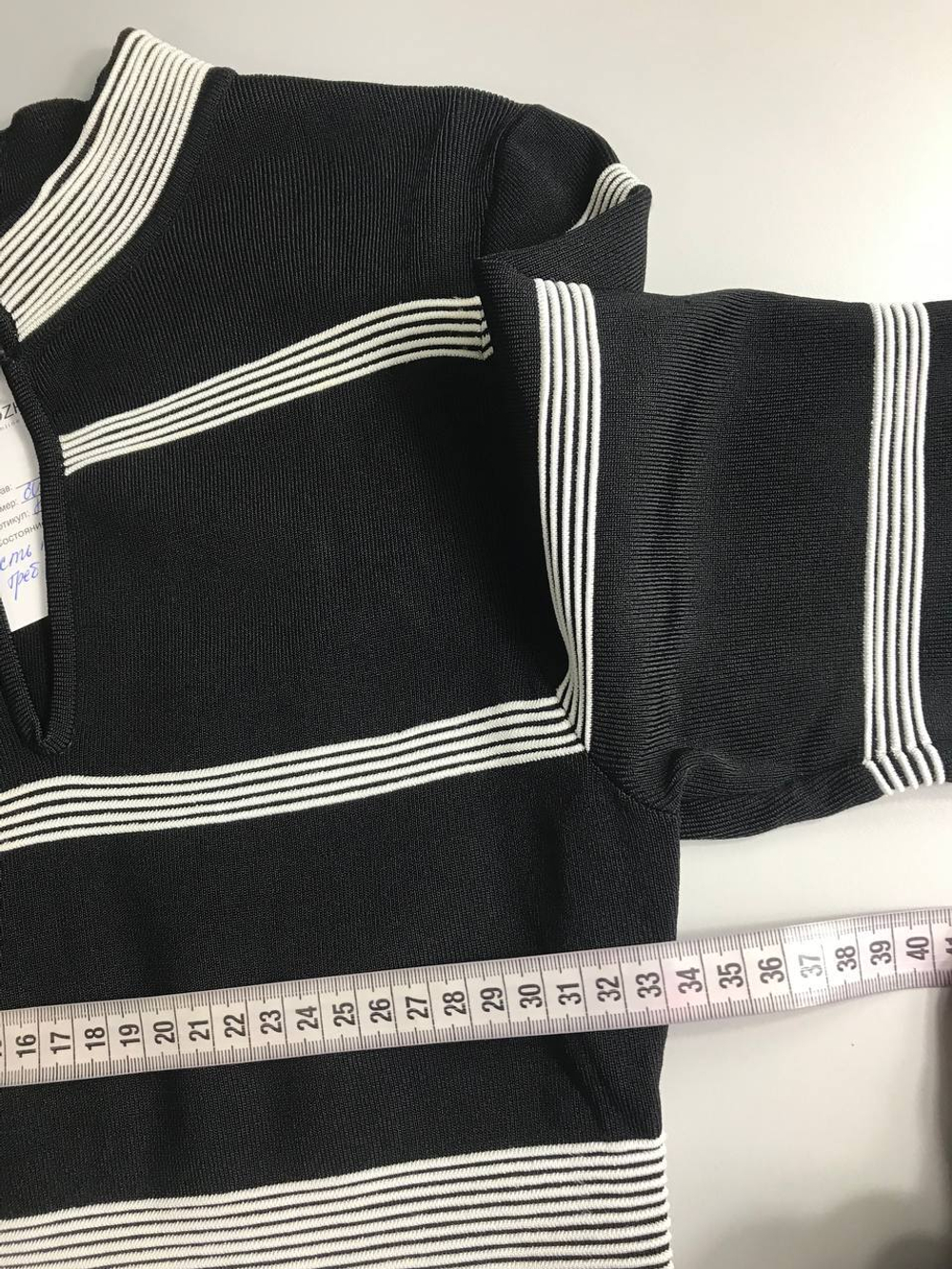 Платье Bebe лаконичное, визуально на 40/42 размер