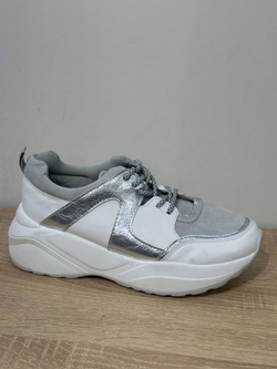 Кроссовки из эко кожи