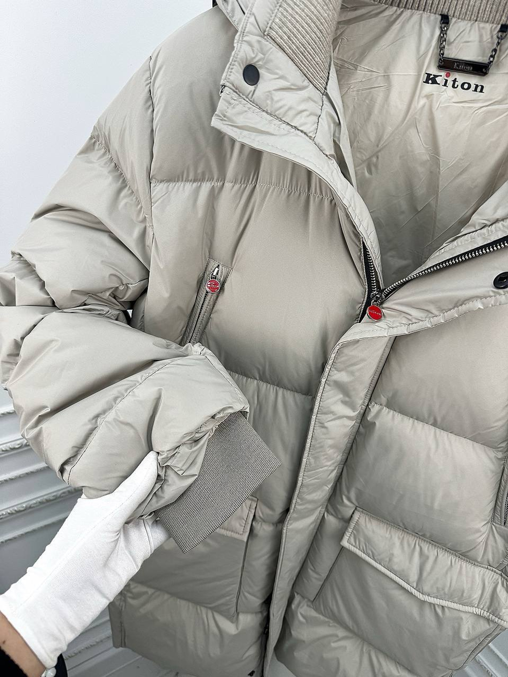 Пуховик Kiton