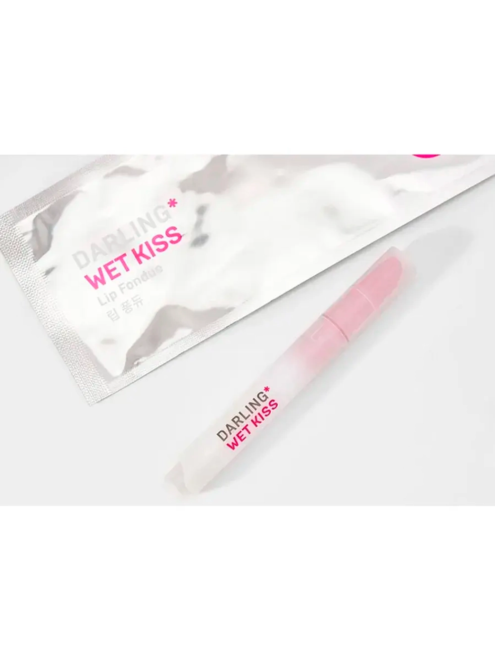 Помада для губ с эффектом увеличения DARLING*, Wet Kiss 04